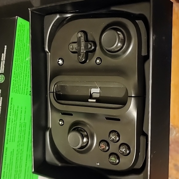 Razer gaming controller for Android - Picture 2 of 2